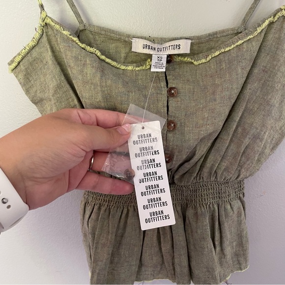 NWT Urban Outfitters Green Raw Edge Tank Top in Size XS - Picture 7 of 9